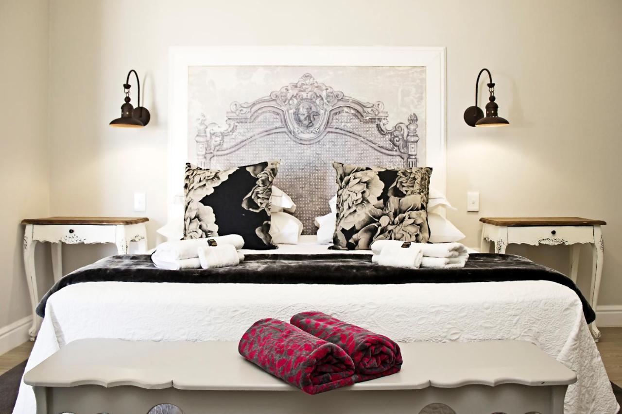 French Karoo Guesthouse โบฟอร์ตเวสต์ ภายนอก รูปภาพ
