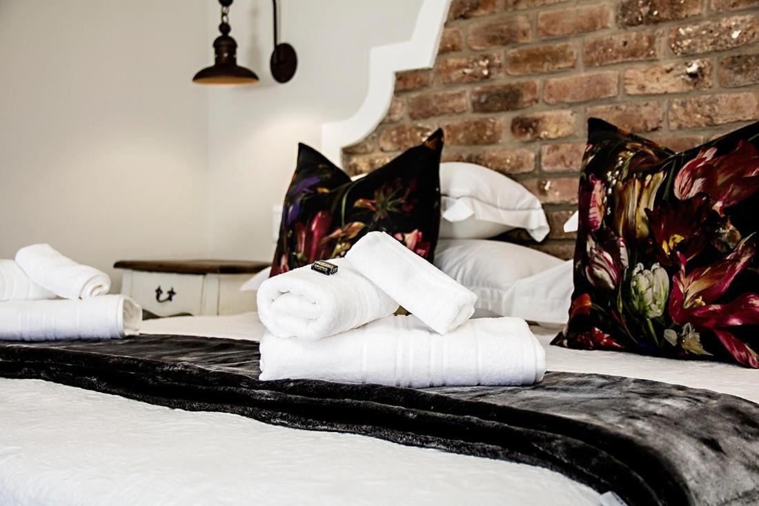 French Karoo Guesthouse โบฟอร์ตเวสต์ ภายนอก รูปภาพ