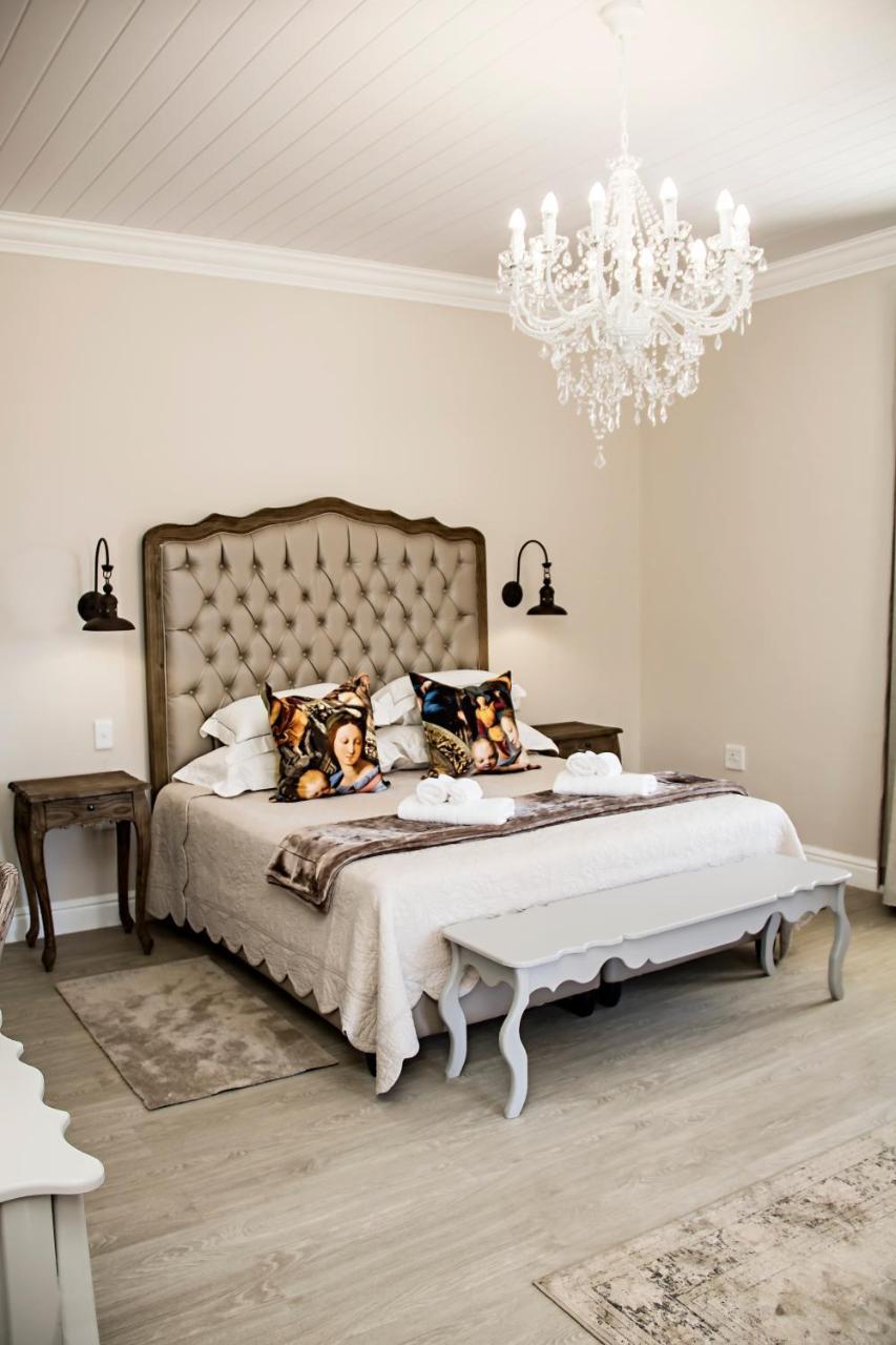 French Karoo Guesthouse โบฟอร์ตเวสต์ ภายนอก รูปภาพ
